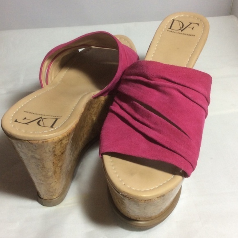Diane Von Furstenberg Pink Suede Platform Fit SZ 8